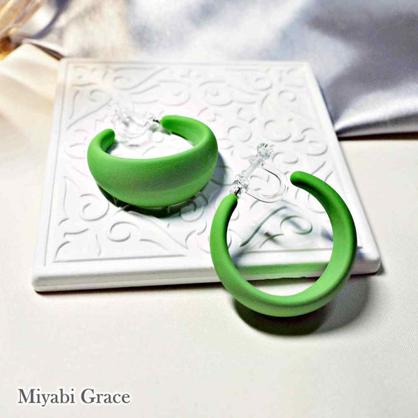 Red/Green/Blue/Yellow Chunky 40 mm Invisible Clip On Hoop Earrings ( Screw-Back )