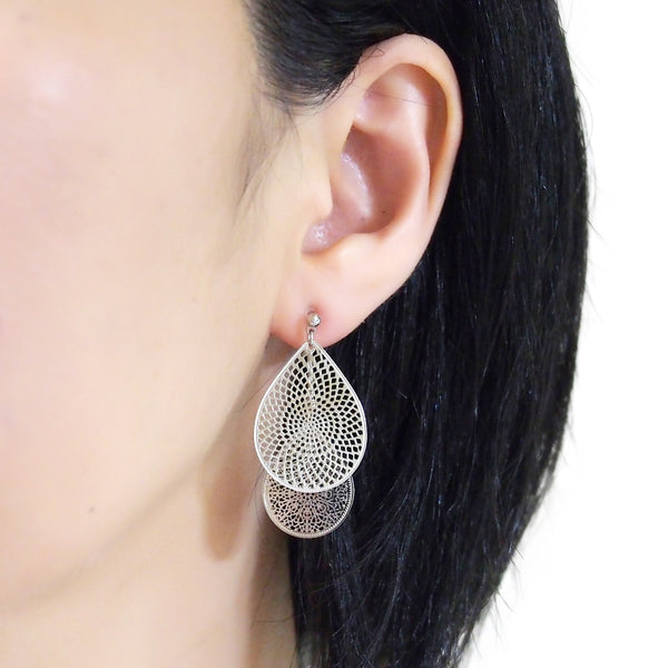 Dangle silver teardrop filigree invisible clip on earrings - Miyabi Grace