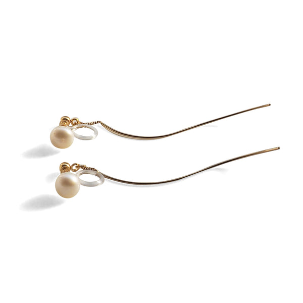 Double Sided White Freshwater Pearl Invisible Clip On Stud Earrings (Gold tone Wave Bar) - Miyabi Grace