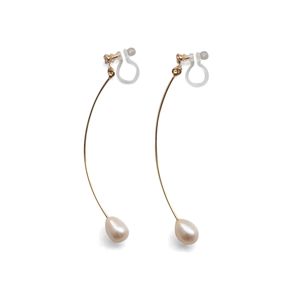White Teardrop Freshwater Pearl Invisible Clip On Earrings (Gold tone Wave Bar) - Miyabi Grace