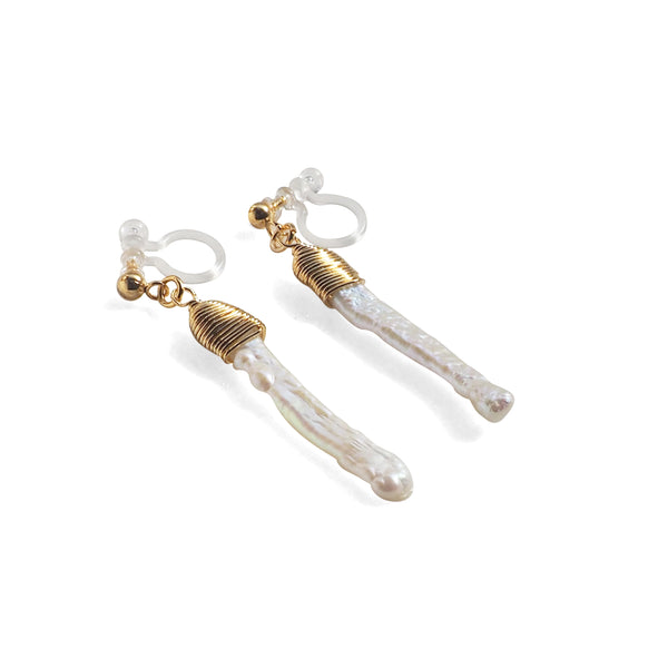 Freshwater pearl bar invisible clip on earrings - Miyabi Grace