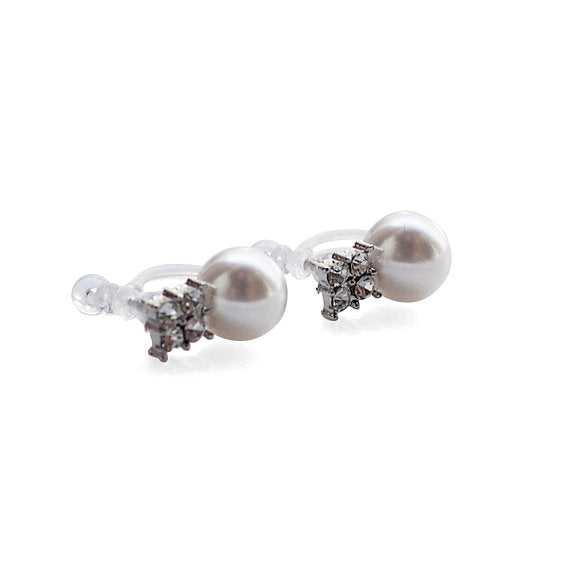 White Pearl and Rhinestone Invisible Clip On Stud Earrings (Silver tone) - Miyabi Grace