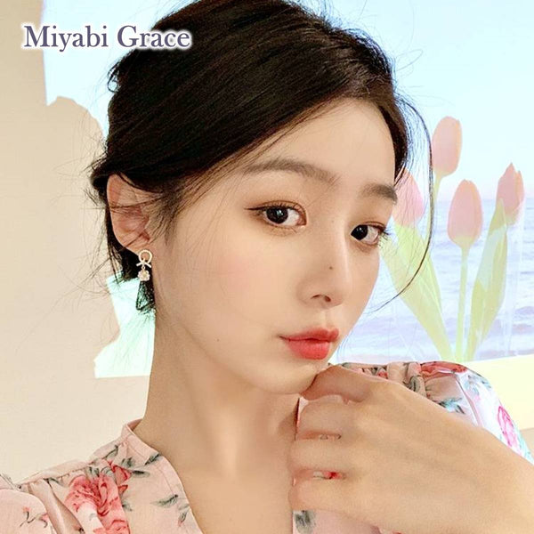 Dangle White Pearl Ball with Crystal Rhinestone Open Circle Gold Invisible Clip On Stud Earrings