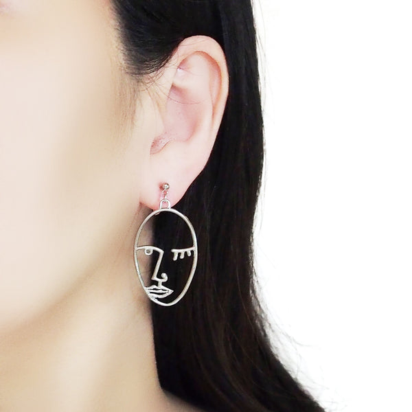 Silver Picasso Face Wink Invisible Clip On Earrings - Miyabi Grace