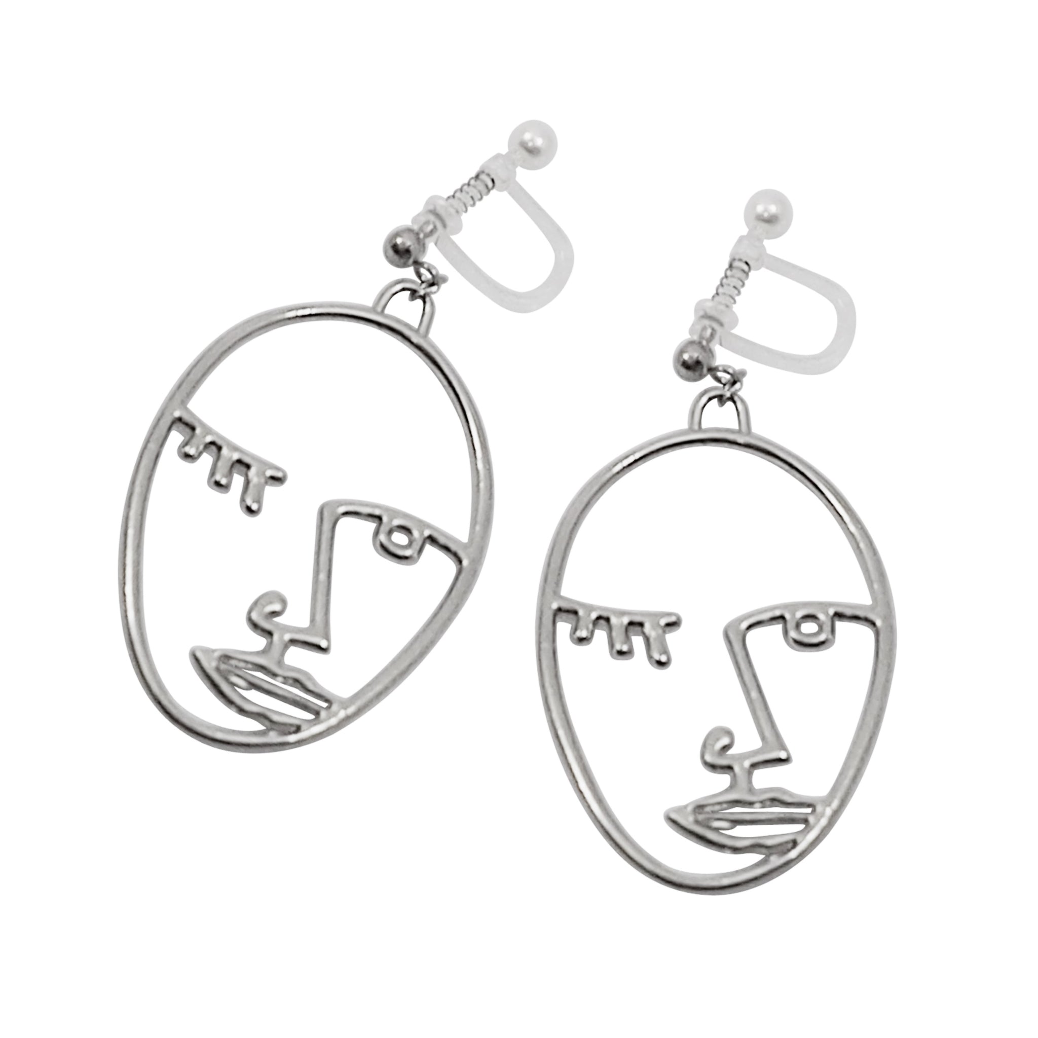 Amazing! Comfortable And Pierced Look Silver Picasso Face Wink