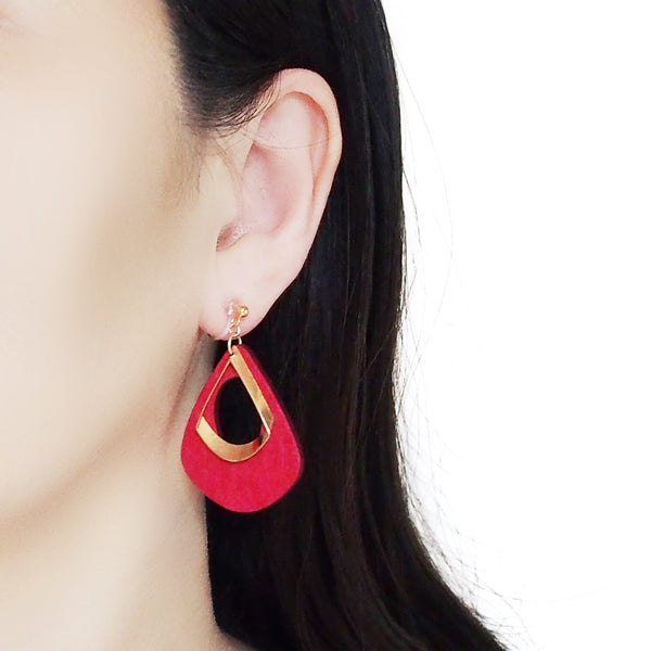 Red Wood Hoop Invisible Clip On Earrings - Miyabi Grace