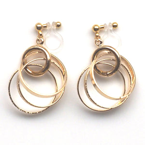 Three metallic gold rings invisible clip on earrings - Miyabi Grace