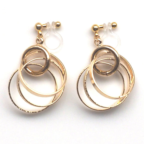 Three metallic gold rings invisible clip on earrings - Miyabi Grace