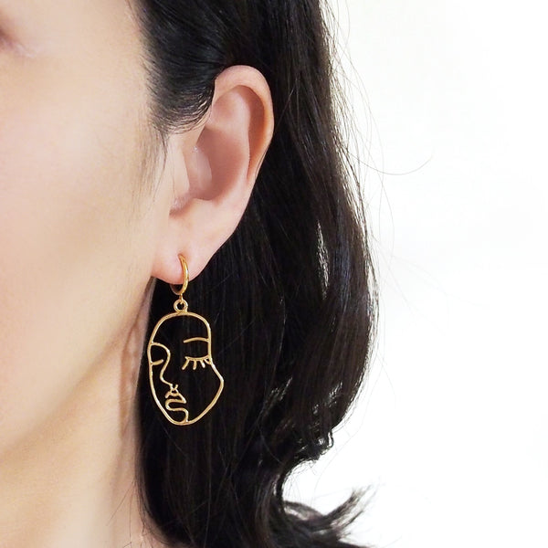 Gold human face clip on hoop earrings - Miyabi Grace