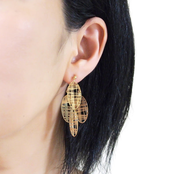 Gold gingham check filigree invisible clip on earrings - Miyabi Grace