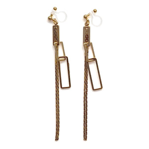 Gold chain and rectangular motif invisible clip on earrings - Miyabi Grace