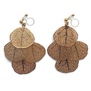 Dangle gold four leaf filigree invisible clip on earrings - Miyabi Grace