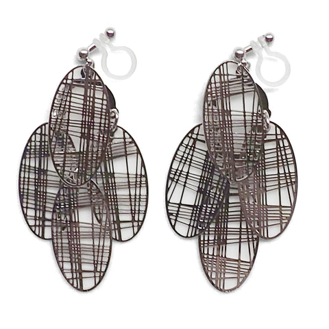 Silver gingham check filigree invisible clip on earrings - Miyabi Grace