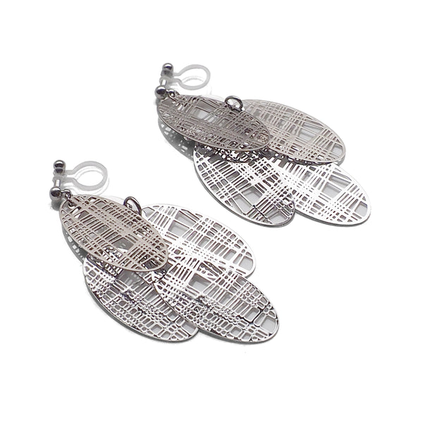 Silver gingham check filigree invisible clip on earrings - Miyabi Grace