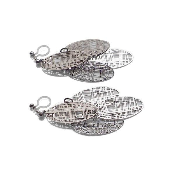 Silver gingham check filigree invisible clip on earrings - Miyabi Grace