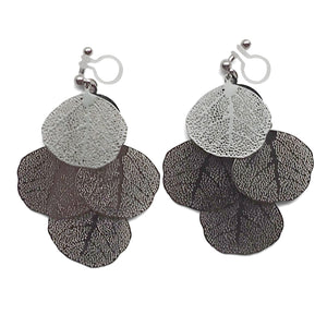 Dangle silver four leaf filigree invisible clip on earrings - Miyabi Grace