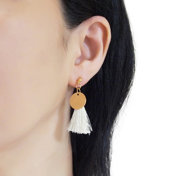 White Tassel with Gold Coin Invisible Clip On Earrings - Miyabi Grace