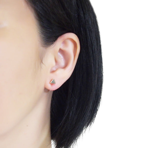 Minimalist Gold Triangle Invisible Clip On Stud Earrings - Miyabi Grace