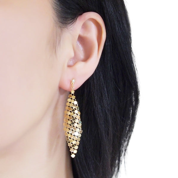 Gold mesh invisible clip on earrings - Miyabi Grace