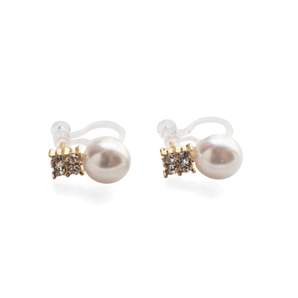 White Pearl and Rhinestone Invisible Clip On Stud Earrings (Gold tone) - Miyabi Grace