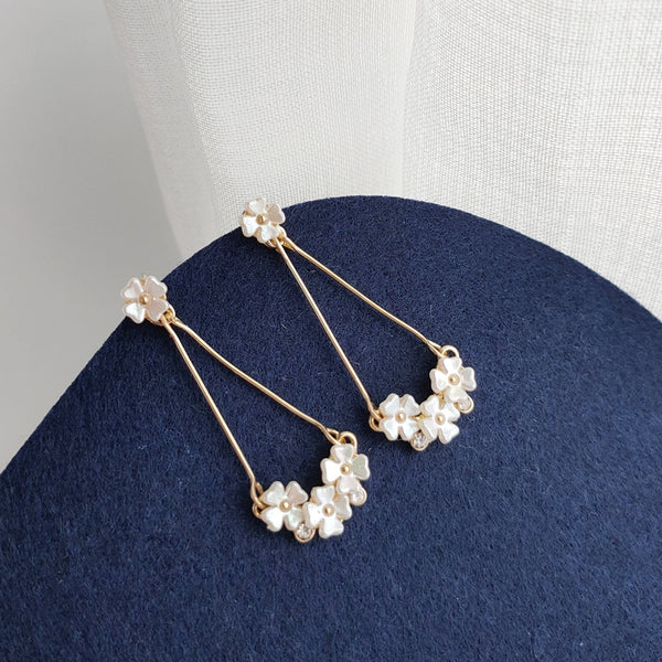Dangle White Flower Invisible Clip On Earrings