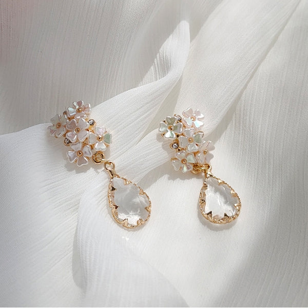 White Flower Dangle Teardrop Clear Crystal Invisible Clip On Stud Earrings