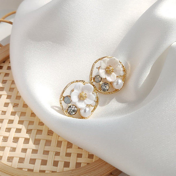 White Flower Pearl Invisible Clip On Stud Earrings