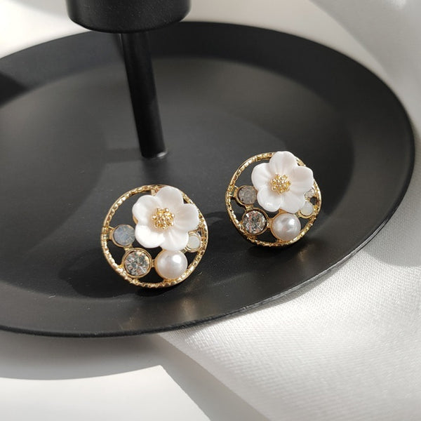 White Flower Pearl Invisible Clip On Stud Earrings