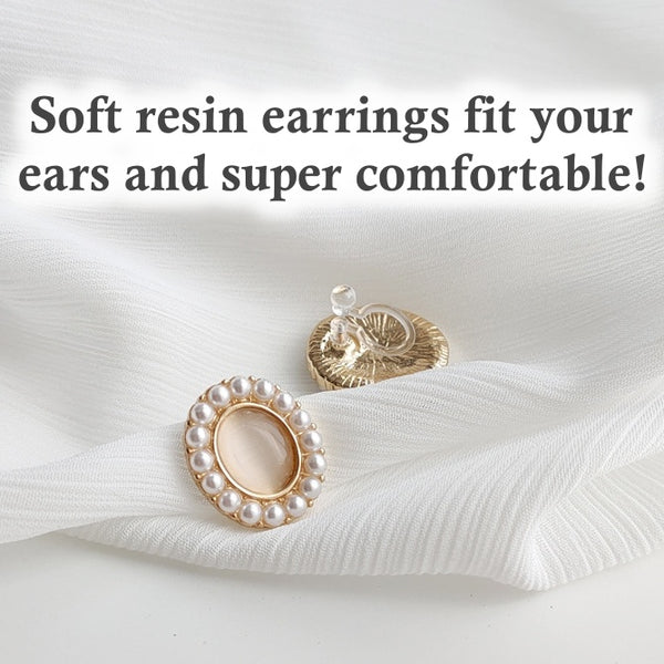 Vintage Style White Pearl Gold Crystal Rhinestone Invisible Clip On Stud Earrings