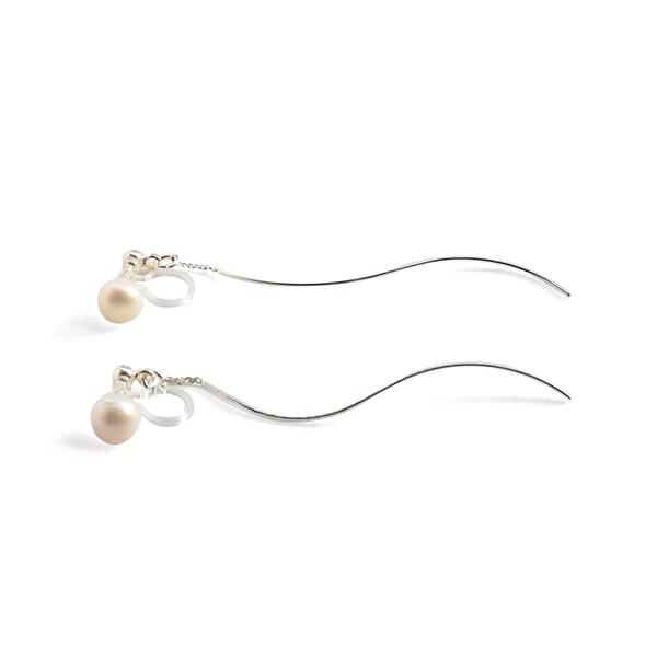Double Sided White Freshwater Pearl Invisible Clip On Stud Earrings (Silver tone Wave Bar) - Miyabi Grace