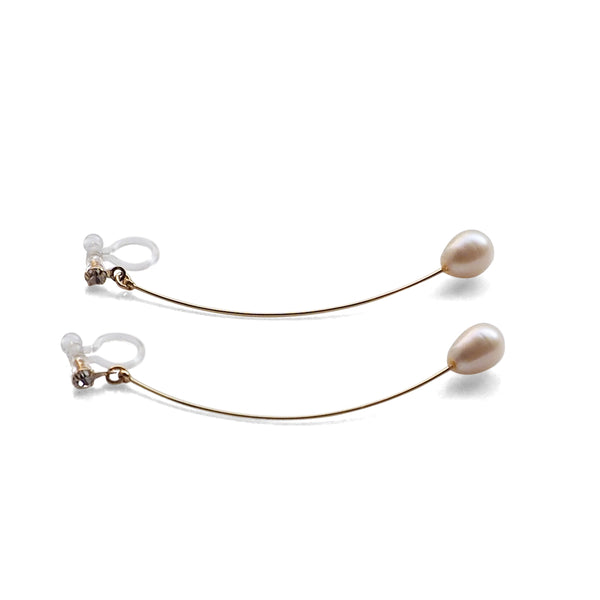 White Teardrop Freshwater Pearl Invisible Clip On Earrings (Gold tone Wave Bar) - Miyabi Grace