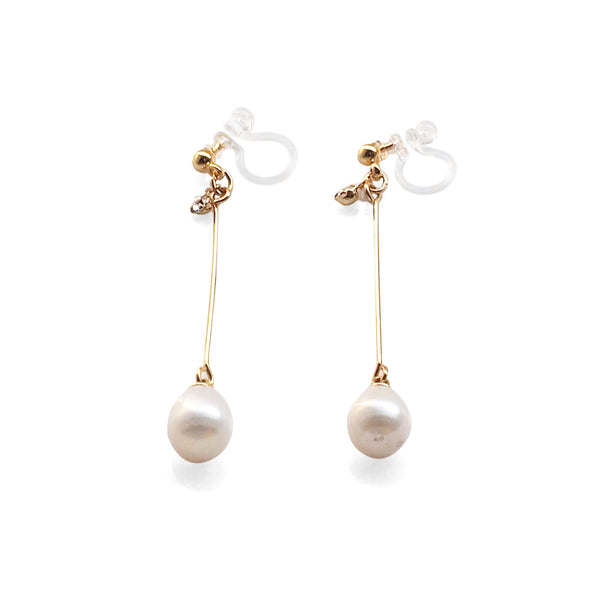 White Teardrop Freshwater Pearl Invisible Clip On Earrings (Gold tone) - Miyabi Grace