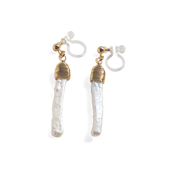 Freshwater pearl bar invisible clip on earrings - Miyabi Grace