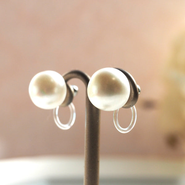 9.5 mm Freshwater pearl invisible clip on stud earrings - Miyabi Grace