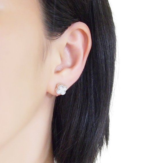 Silver Clover Swarovski Crystal Rhinestone Pave Invisible Clip On Stud Earrings ( White ) - Miyabi Grace